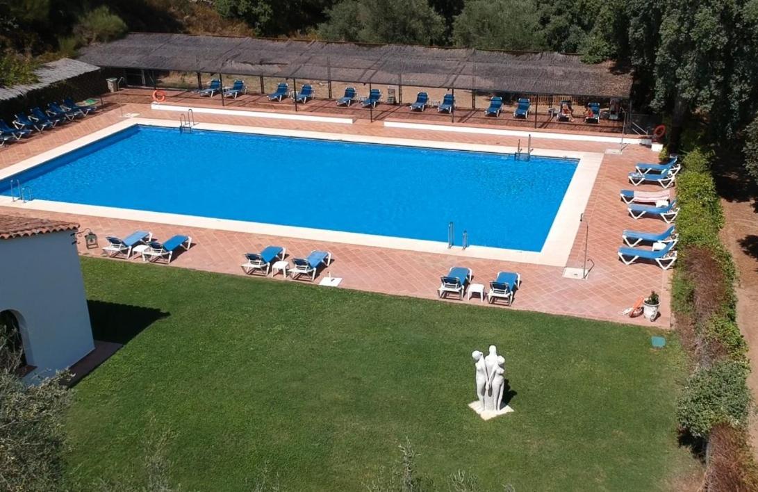 Finca Valbono Apartamentos Rurales Y Hotel Aracena Ngoại thất bức ảnh