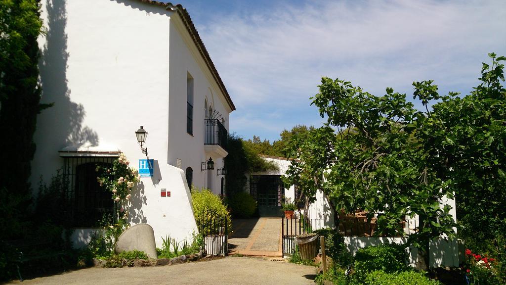 Finca Valbono Apartamentos Rurales Y Hotel Aracena Ngoại thất bức ảnh
